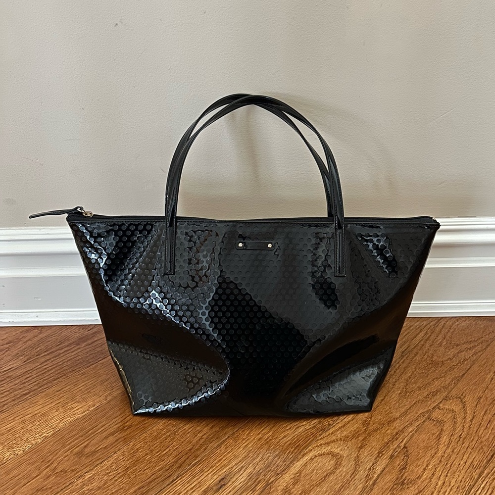 KATE SPADE Black Patent Leather Zip Tote
